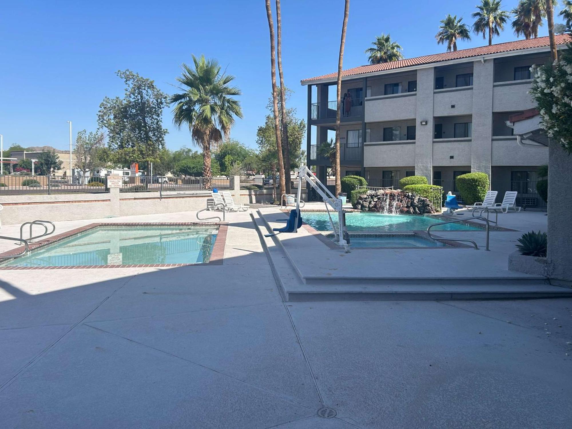 Motel 6 Tempe, Az Elliot Road Buitenkant foto