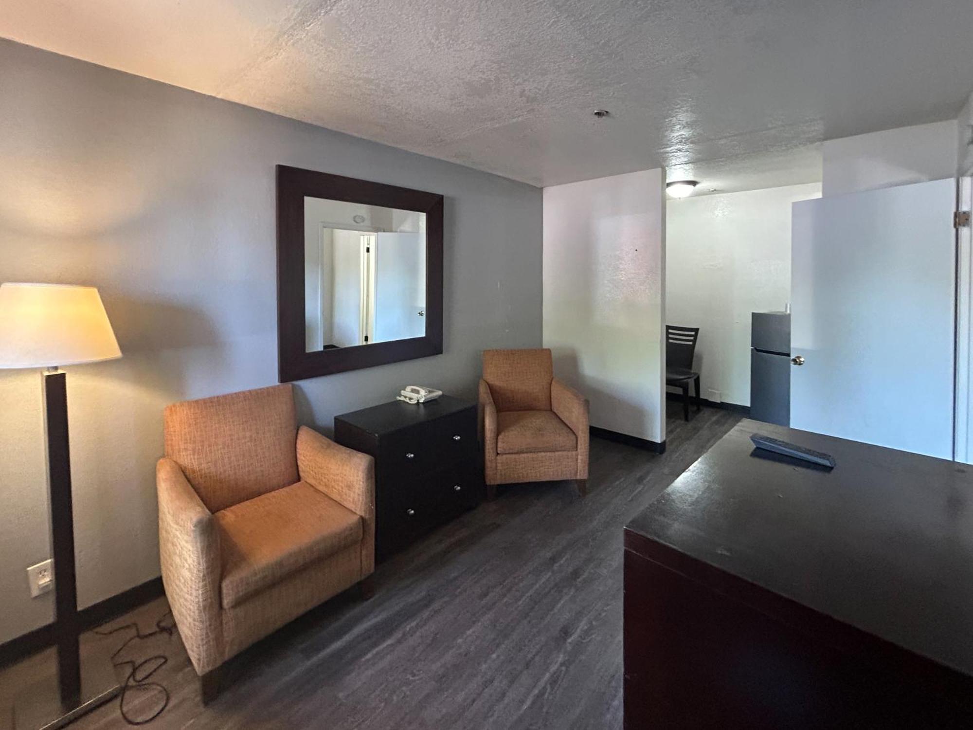 Motel 6 Tempe, Az Elliot Road Buitenkant foto